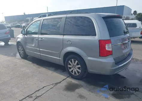 2013 Chrysler Town & Country Touring z USA, uszkodzony, nr VIN 2C4RC1BG1DR690819